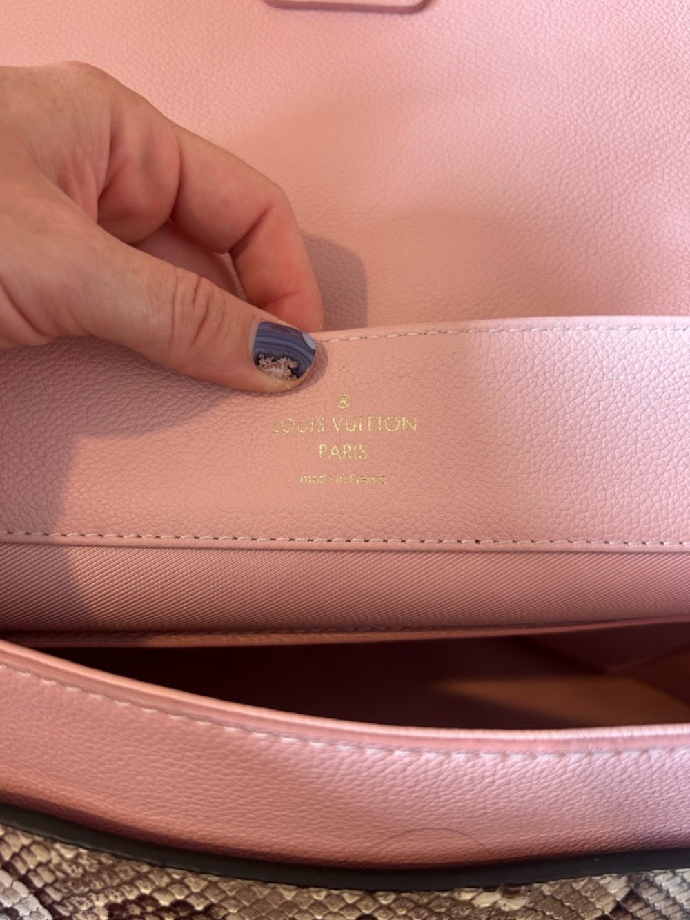 Louis Vuitton python lockme MM - Picture 11 of 14